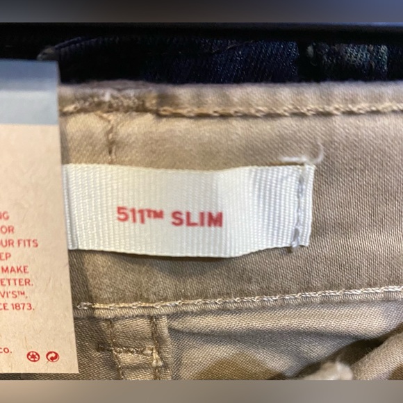 $9 ONLY [LIMITED TIME SALE] - Levi's boys 511 Slim Fit Stretch Pants 5 REG - Picture 4 of 5